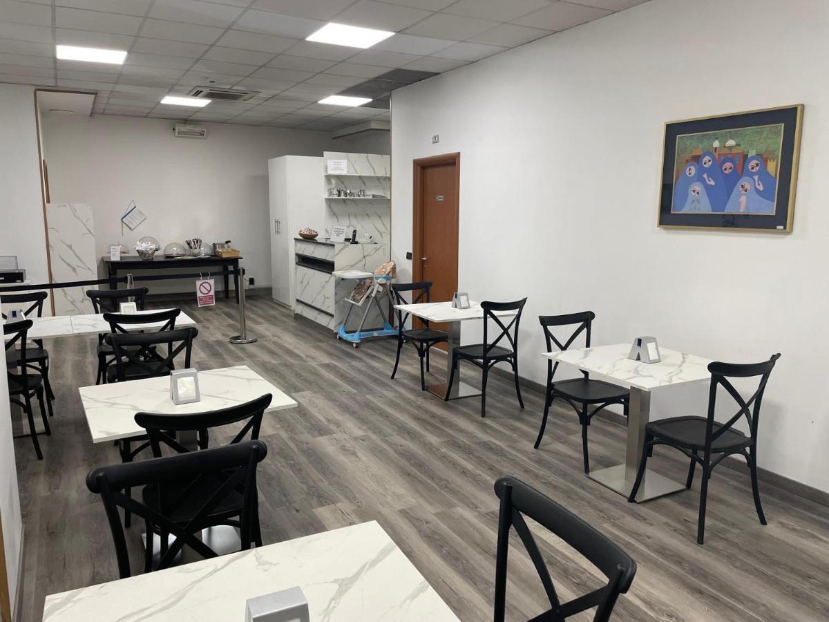 Hotel Leonardo 브레시아 외부 사진