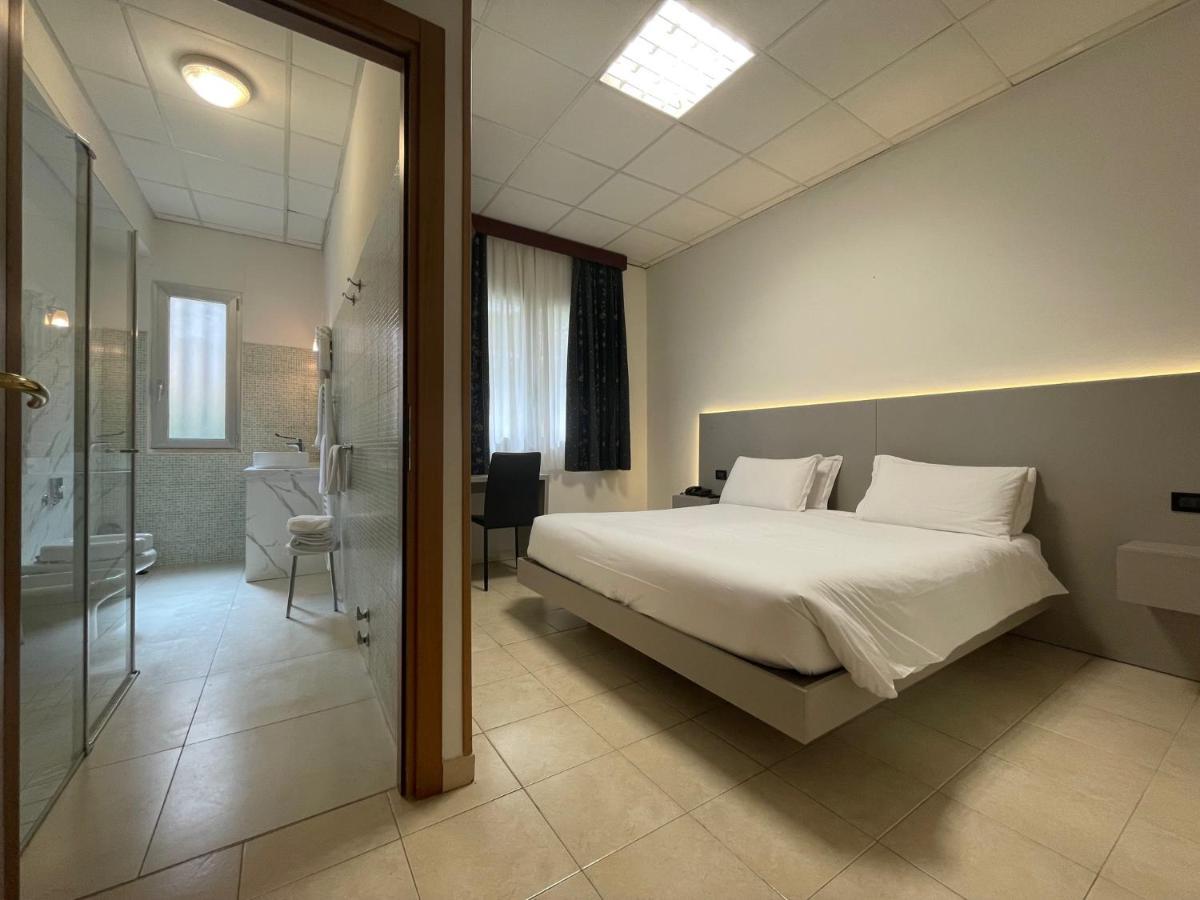 Hotel Leonardo 브레시아 외부 사진