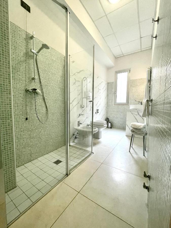 Hotel Leonardo 브레시아 외부 사진